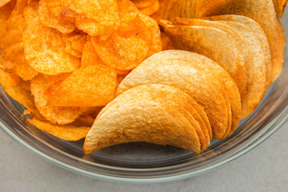   https://pixabay.com/ru/photos/%D1%87%D0%B8%D0%BF%D1%81%D1%8B-%D1%81%D0%BD%D1%8D%D0%BA-pringles-%D1%81%D0%BE%D0%BB%D0%B5%D0%BD%D1%8B%D0%B5-%D0%B7%D0%B0%D0%BA%D1%83%D1%81%D0%BA%D0%B8-843993/