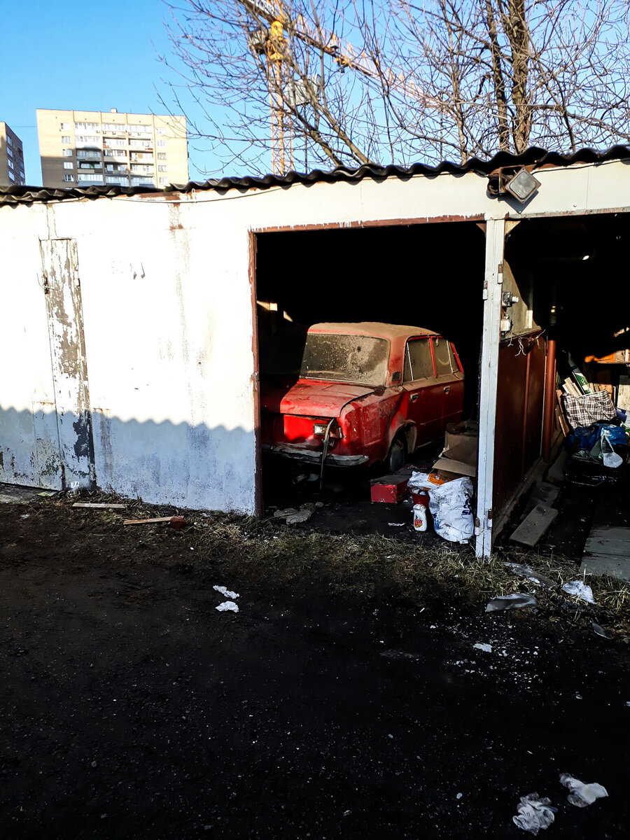 Массовое вскрытие и снос гаражей | Фото автомобилей, которые повытаскивали  из гаражей📸 | ОБРАТНАЯ СТОРОНА | Дзен