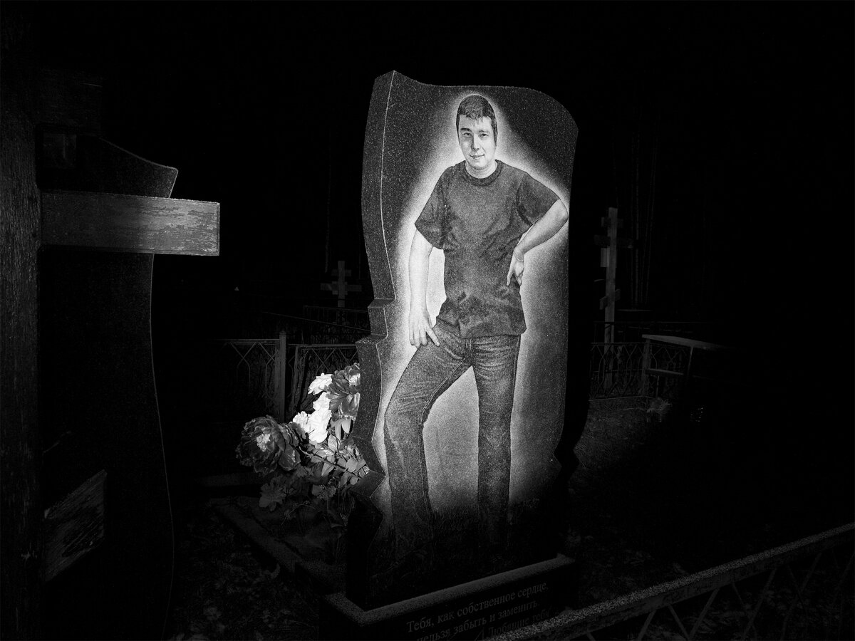 А вот такое страшновато встретить в темноте в свете фонаря.