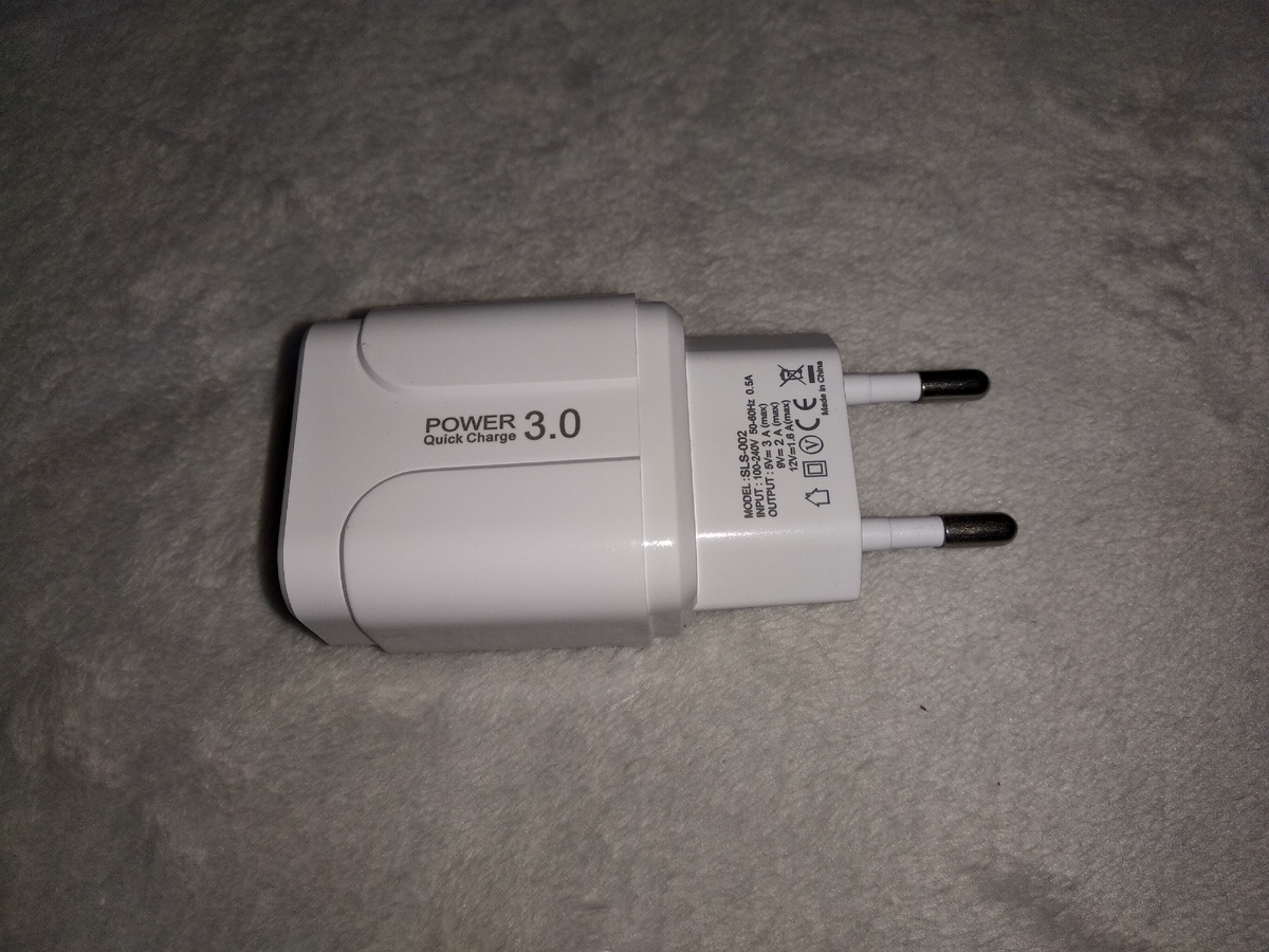 Быстрое зарядное устройство QC 3.0