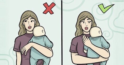 Педиатр: держать младенцев столбиком после еды бессмысленно