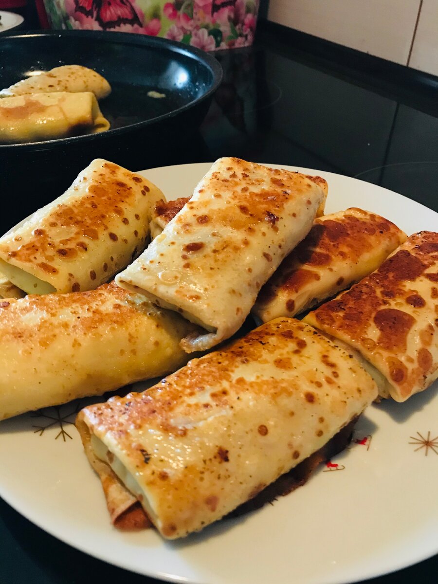 С курицей и грибами👍👍👍