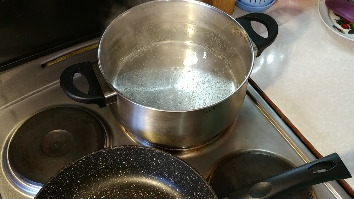 Вода закипает...