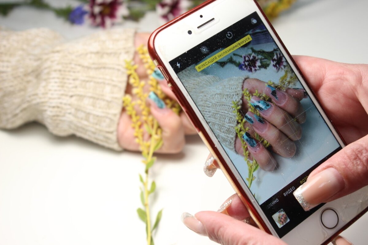 Как правильно делать фото ногтей на телефон чтобы поймать блики
