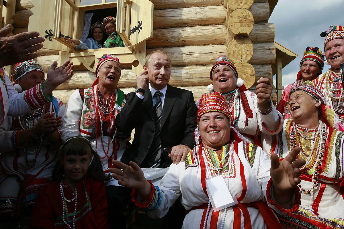 Народ обязательно. Финно-угорские народы России. Финн угор народы. Народы России финно-угорские народы. Финно угры мордва.