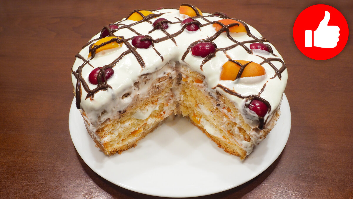 Бисквитный торт с персиками 
