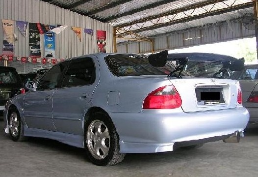 Kia Clarus в тюнинге (Фото с портала Яндекс.Картинки)