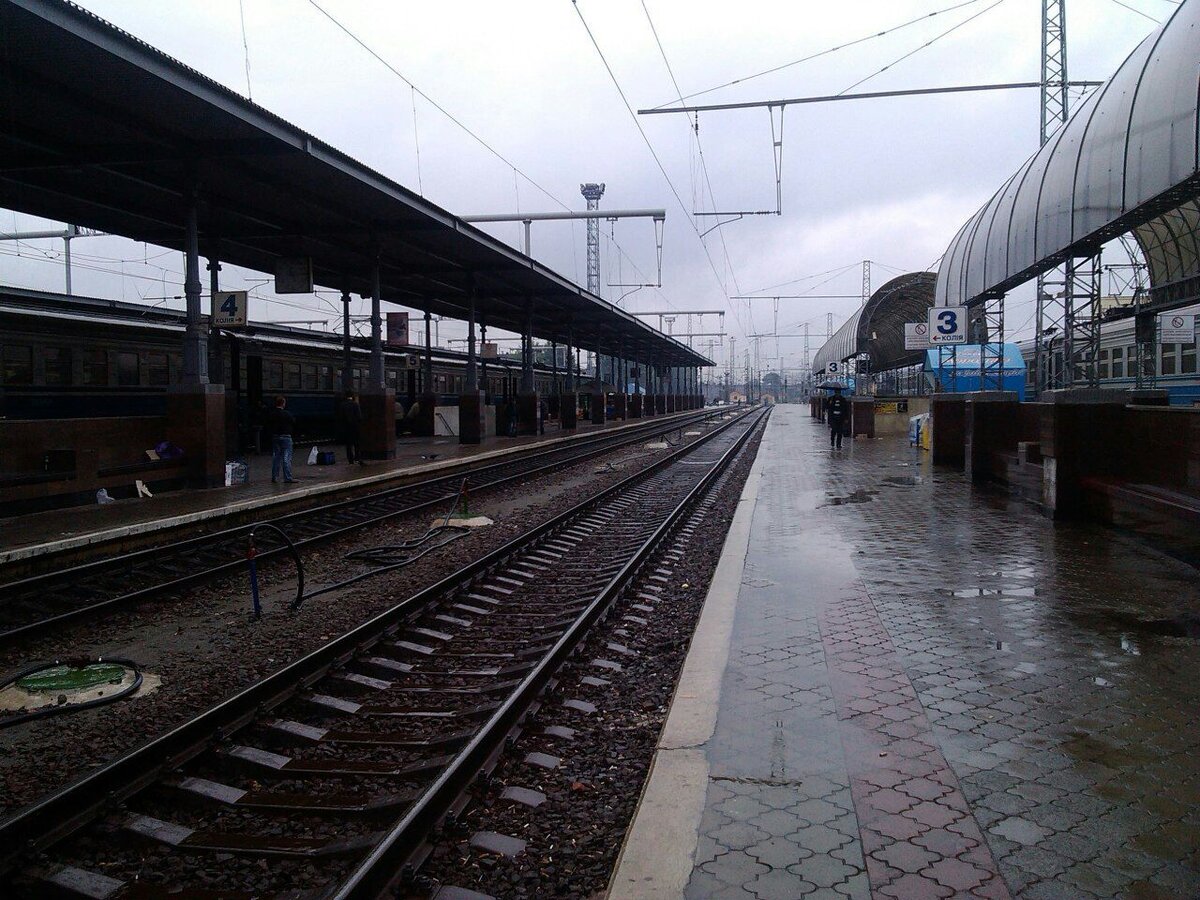 харьков 2013 год. харьков 2013. харьков жд управление. свободы 23 марта 2014 г. фото от гульназ глимьяновой.