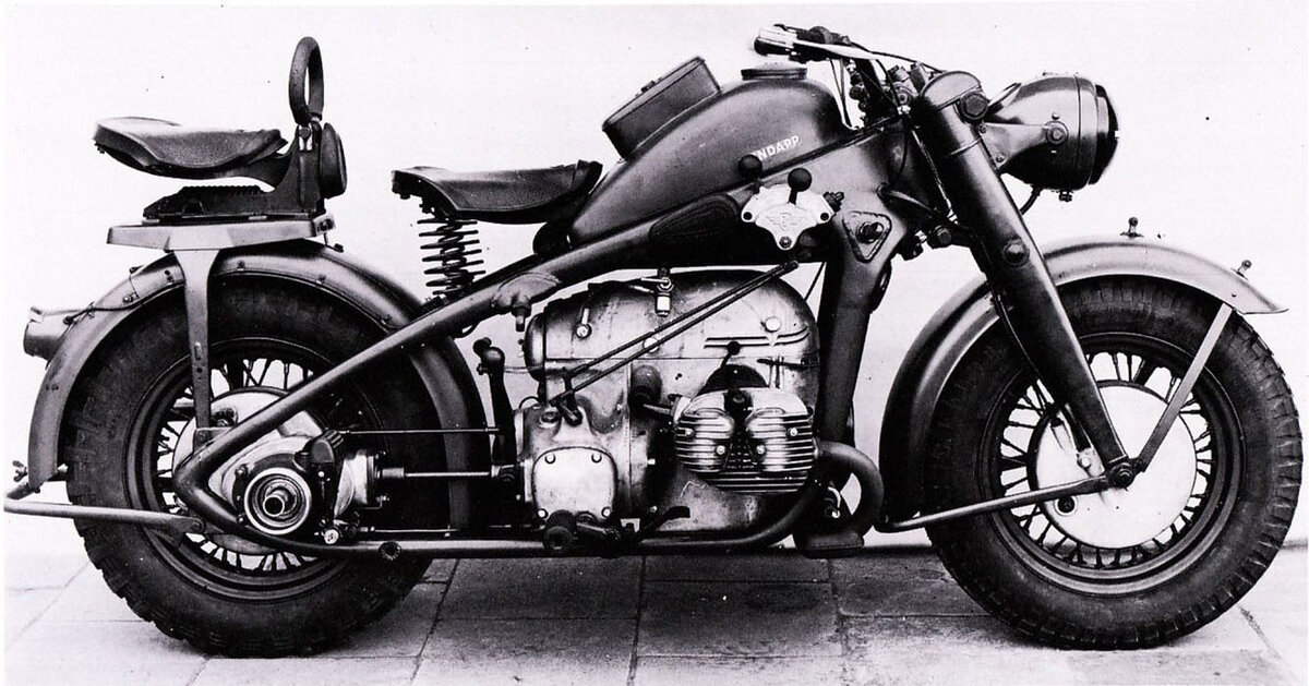 Военный мотоцикл «Zundapp KS750» 