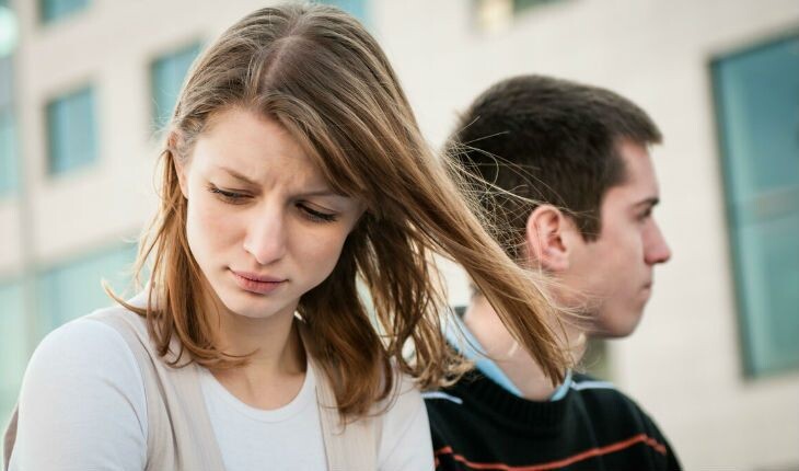 Не давайте обиде завоевать вас, скажите ей «стоп». Ссылка на фото https://bitly.su/1MfnBJmX.