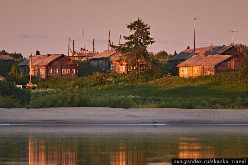 Деревня на реке Пинега