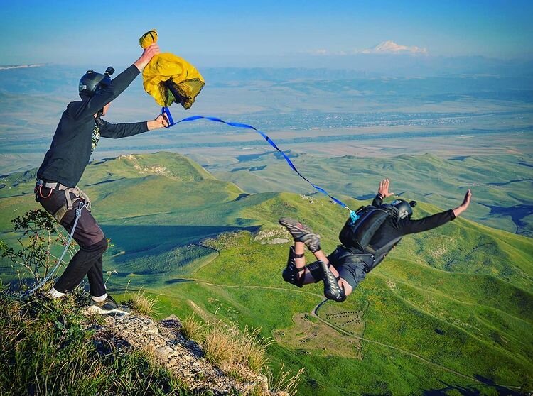 Бейсджампинг