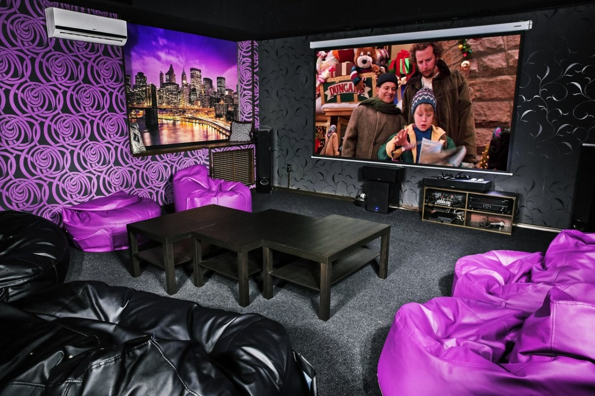 Фото из бюджетного "КиноКафе"