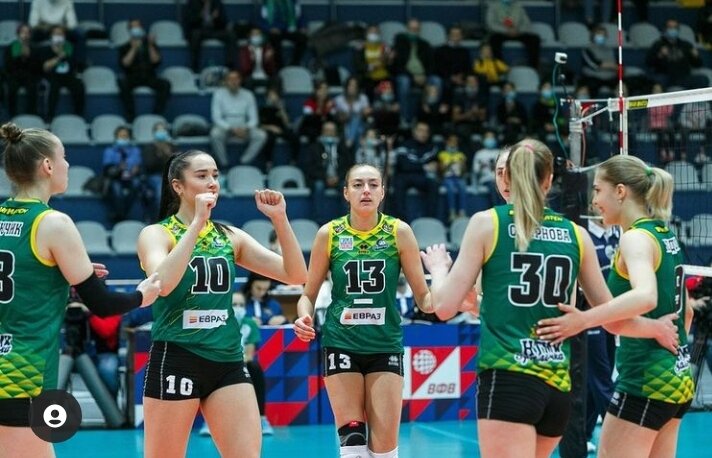 Команда "Уралочка-НТМК".