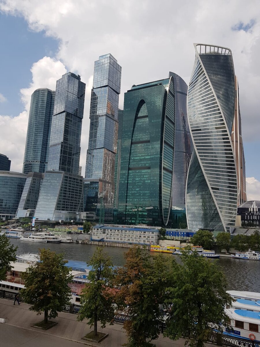 Фото Финансиста в декрете