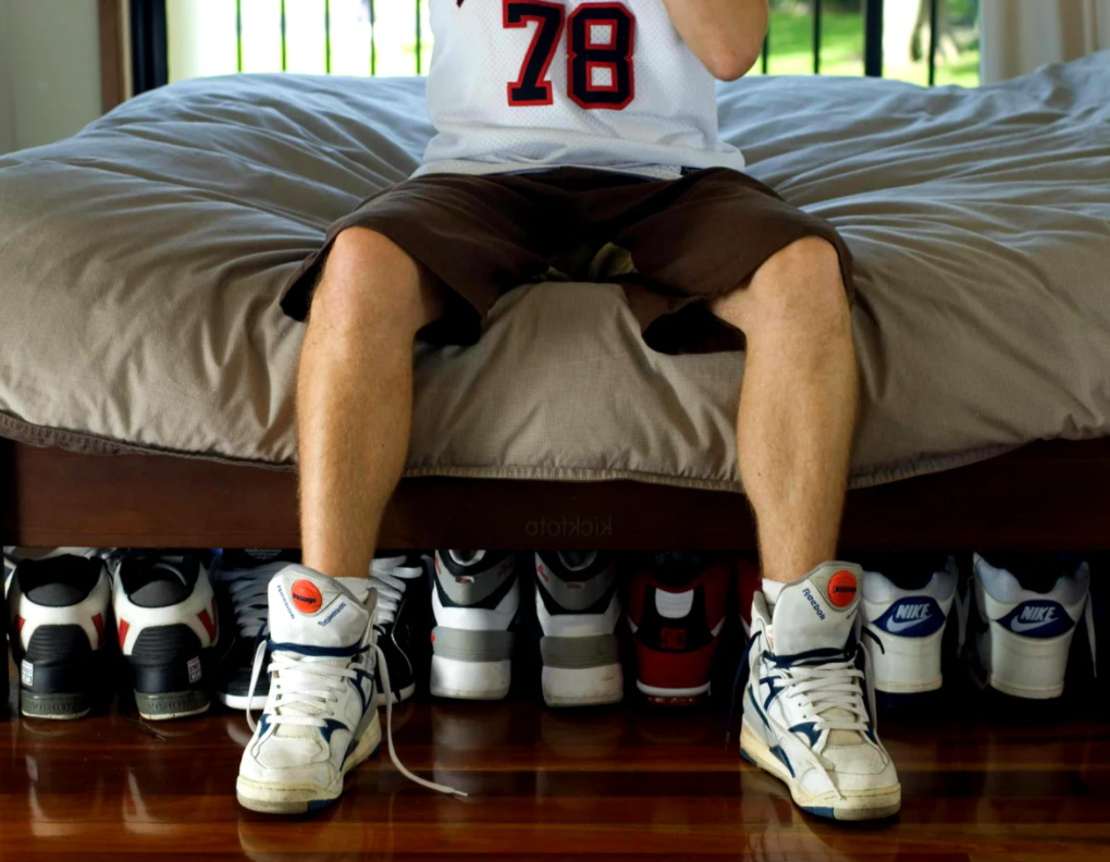 Ходят ли англичане дома в той обуви, в которой были на улице, или переодеваются в тапочки?