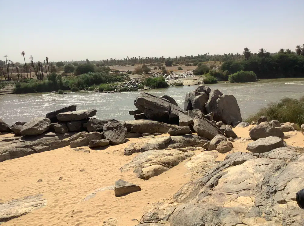 Фото взято с сайта: https://theconversation.com/archaeological-site-along-the-nile-opens-a-window-on-the-nubian-civilization-that-flourished-in-ancient-sudan-174575