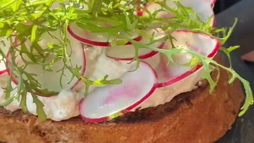 Еда.ру | Первый урожай на нашем огороде 🌱 | Дзен