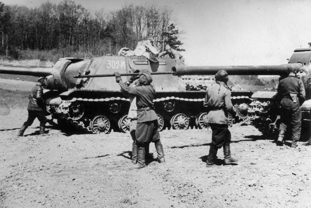 Бои в окрестностях Майкопа. Фото — Национальный музей Республики Адыгея. 