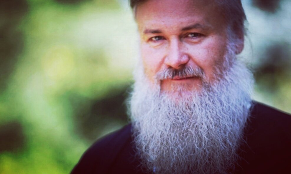 Владимир Новицкий — протоиерей, настоятель Храма Святителя Николая у Соломенной Сторожки в Москве, в прошлом — врач-психиатр.