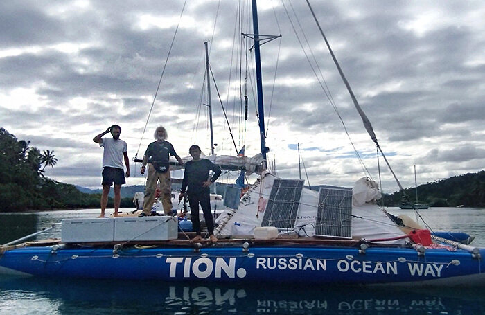    Экипаж катамарана российской экспидиции Russian Ocean Way.Russian Ocean Way/Reuters