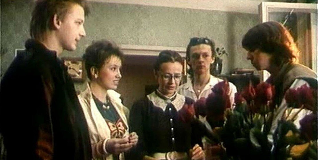 Мы пришли вас поздравить.