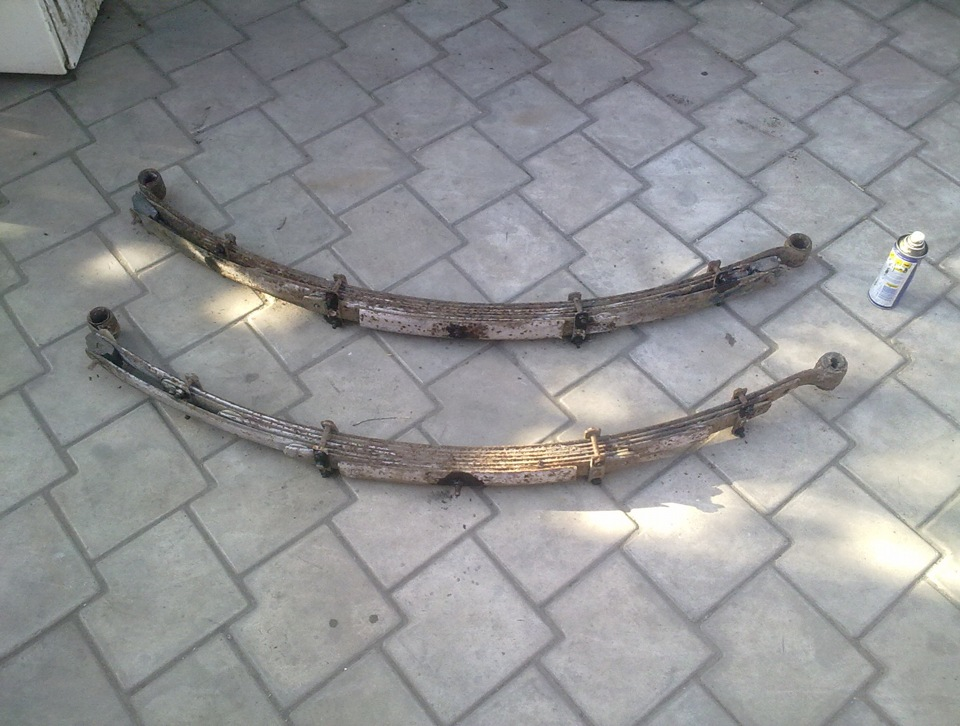 Рессоры от автомобиля Москвич-2140