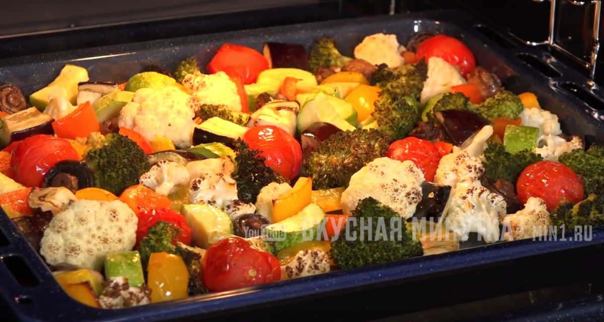 Замороженные овощи запеченные в духовке с курицей. Замороженные овощи запеченные в духовке с курицей