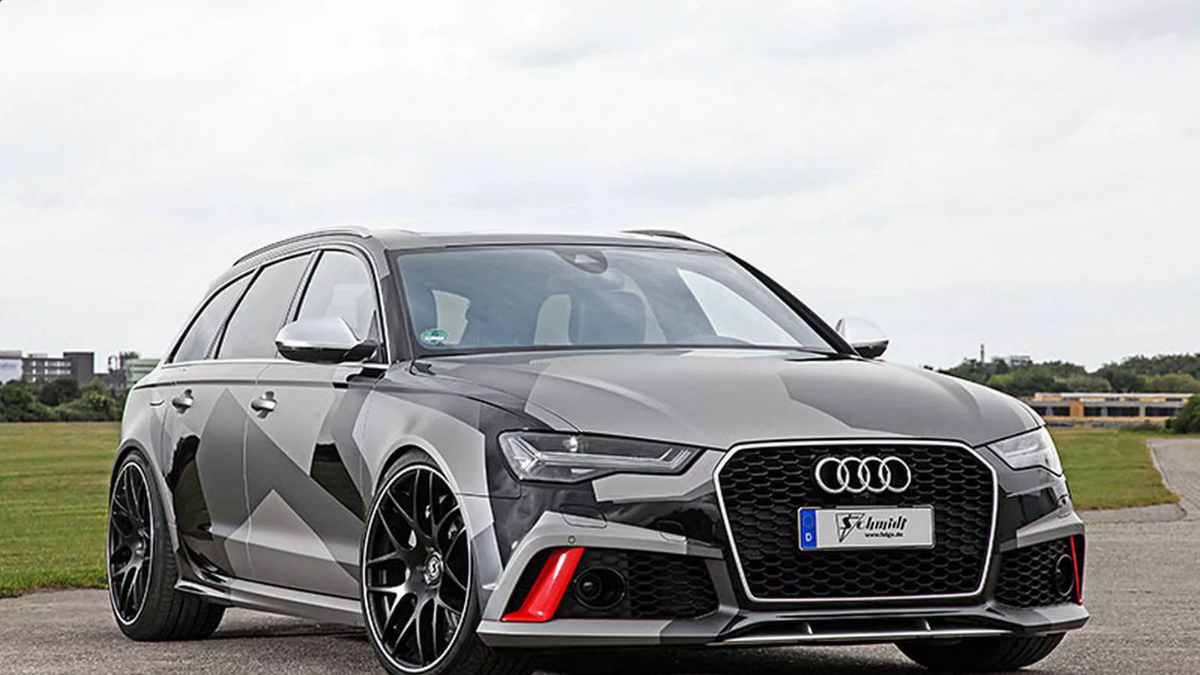 Вид Audi RS6 с переди