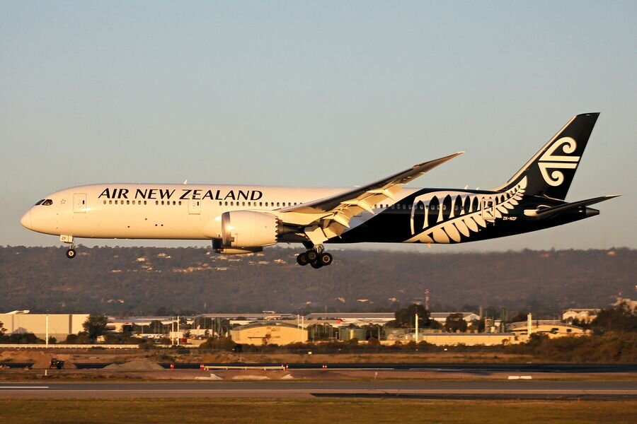 Boeing 787-9 авиакомпании Air Nwe Zealand пришлось останавливать из-за массовых отказов их двигателей — Rolls-Royce Trent 1000. Проблема в итоге с трудом была решена, но доверие к производителю потеряно