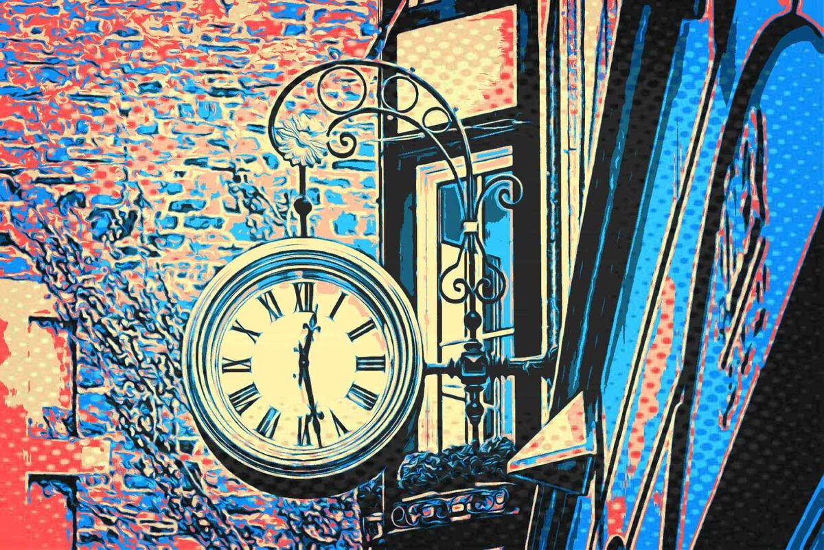 Photo by Alexander Schimmeck on Unsplash 