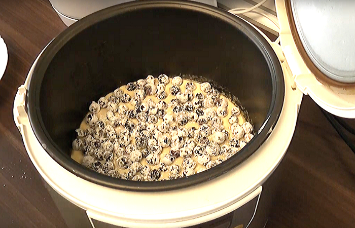 пирог с ягодами на скорую руку