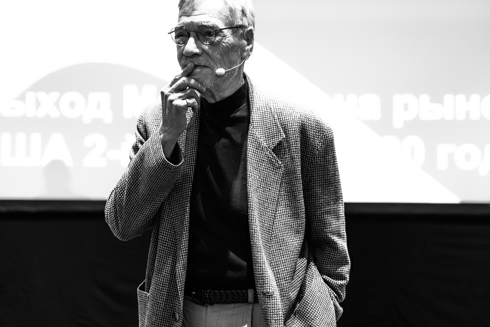 Джон Милтон Фогг на Business Day компании Super Ego (Фракфурт-на-Майне). Джон Фогг - партнер Super Ego, автор бестселлера The Greatest Networker in the World (Величайший сетевик в мире)