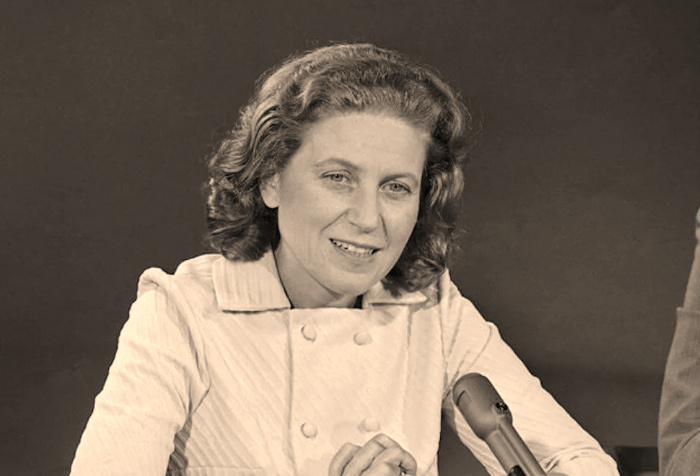 Светлана Сталин
