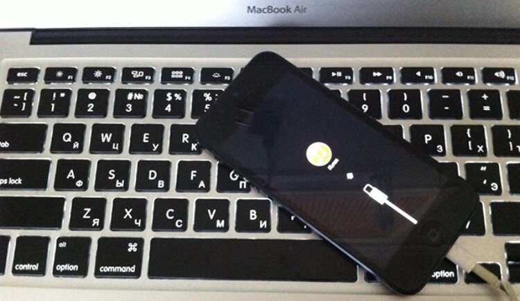 Телефон в процессе прошивки.