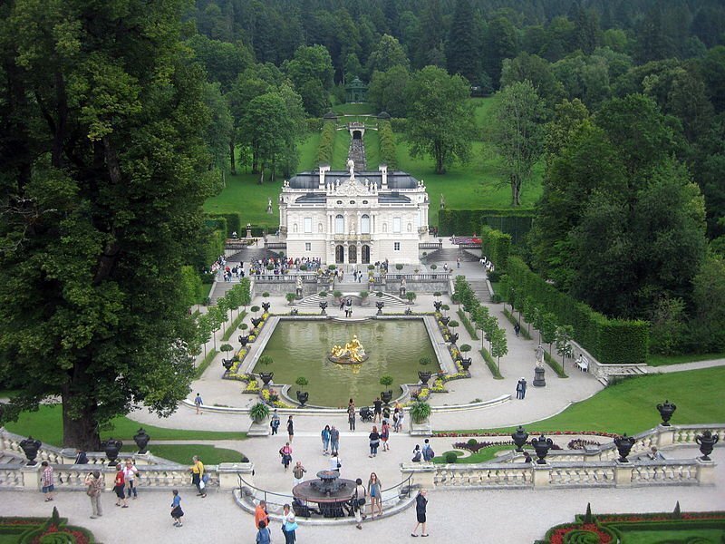 Автор фото: Cezar Suceveanu, http://commons.wikimedia.org/