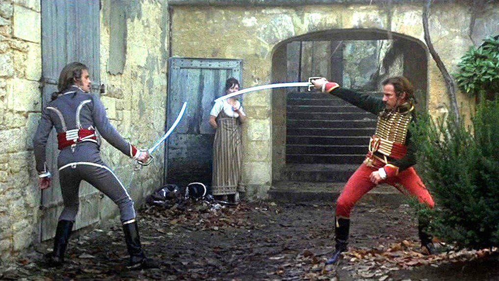 Не знаю, кто консультировал  актёров в искусстве фехтования, но дерутся они настолько своеобразно и аккуратно, что это даже попахивает реализмом, каналья, тысяча чертей!
