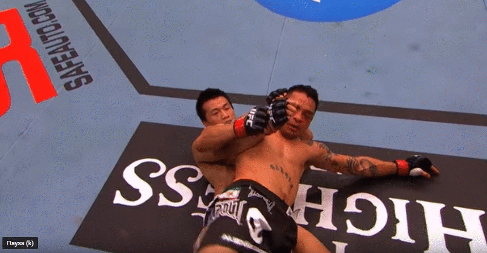 Корейский Зомби, он первый в UFC применил этот прием.