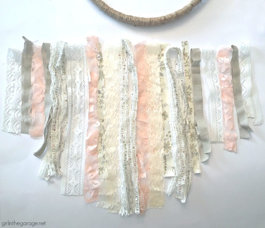 https://girlinthegarage.net/2020/02/diy-embroidery-hoop-wreath/