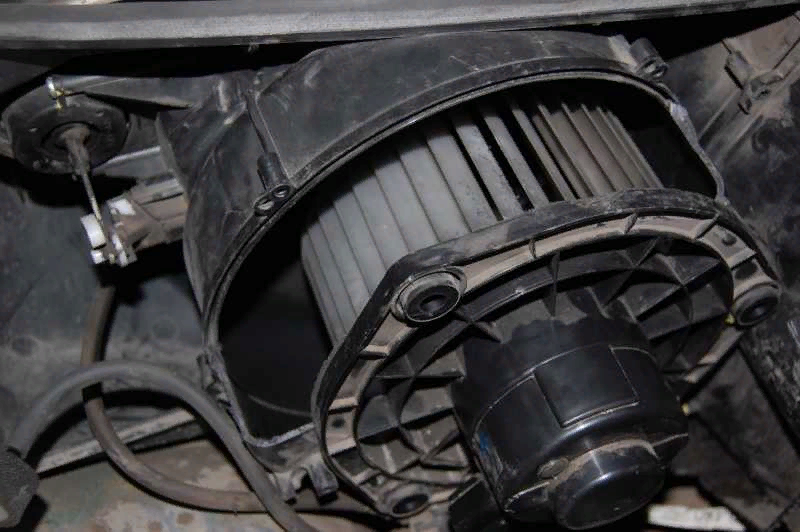 Замена мотора отопителя с кондиционером панасоник Приора 2012 года