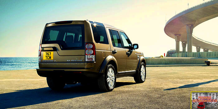 Land Rover Discovery 4(вид сзади)