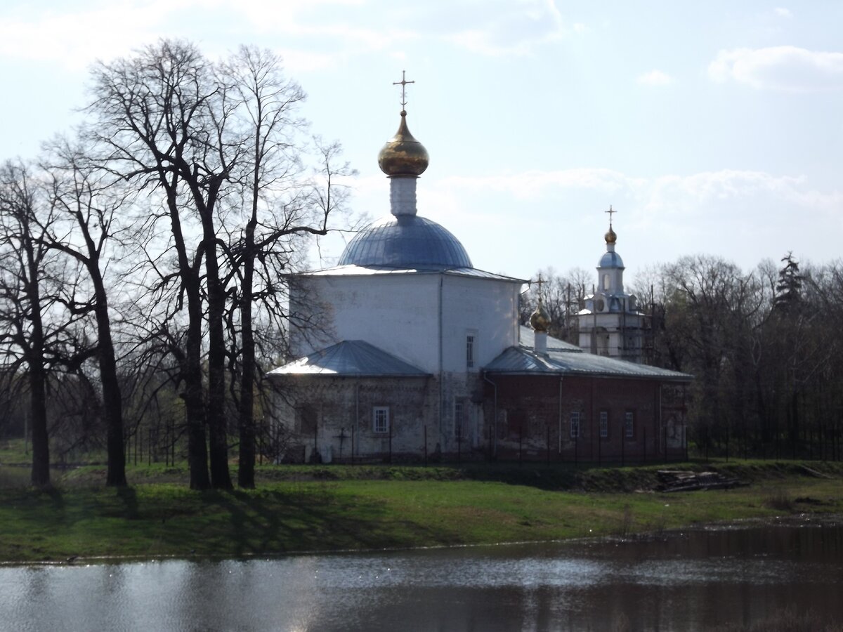 Действующая церковь Рождества Христова