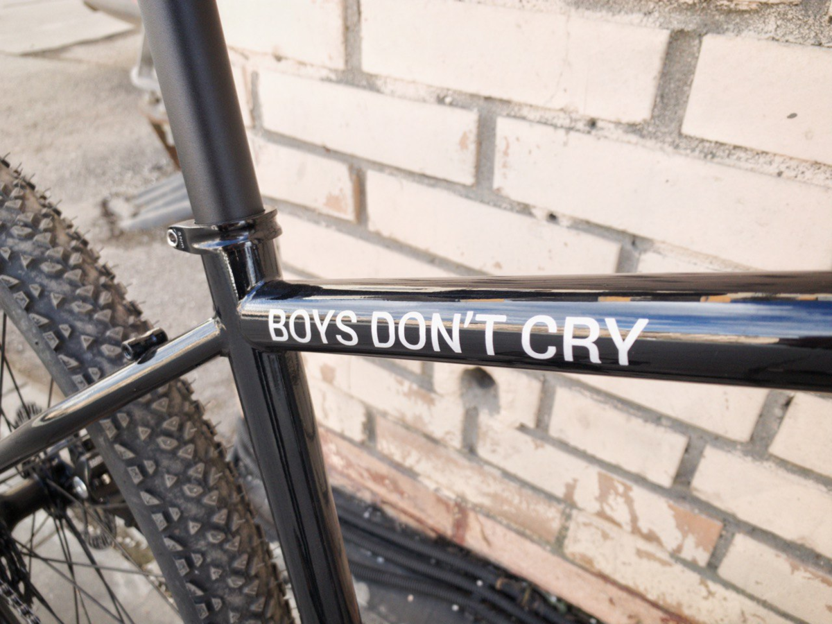 Shulz don t cry. Велосипед shulz seaford 20. Lone ranger велосипед. Дропаут shulz roadkiller. Shulz chloe 27,5 race.