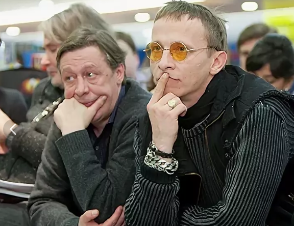 Михаил Ефремов и Иван Охлобыстин Фото tochek.net