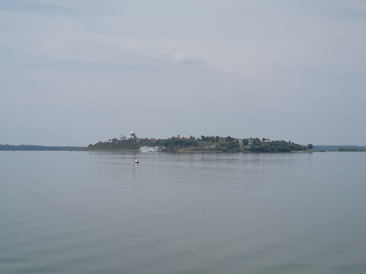 Свияжск. Вид с теплохода. Личный фотоархив (листайте галерею)