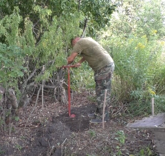 Ручной бур диаметром 250 мм