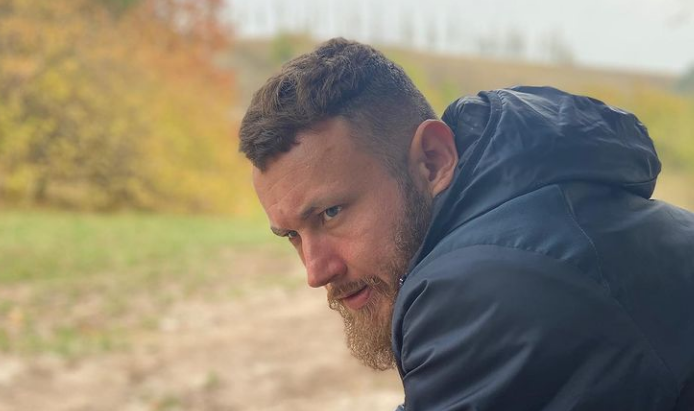 Иоанн Edward Сухарев. https://www.instagram.com/edwardcsgo/