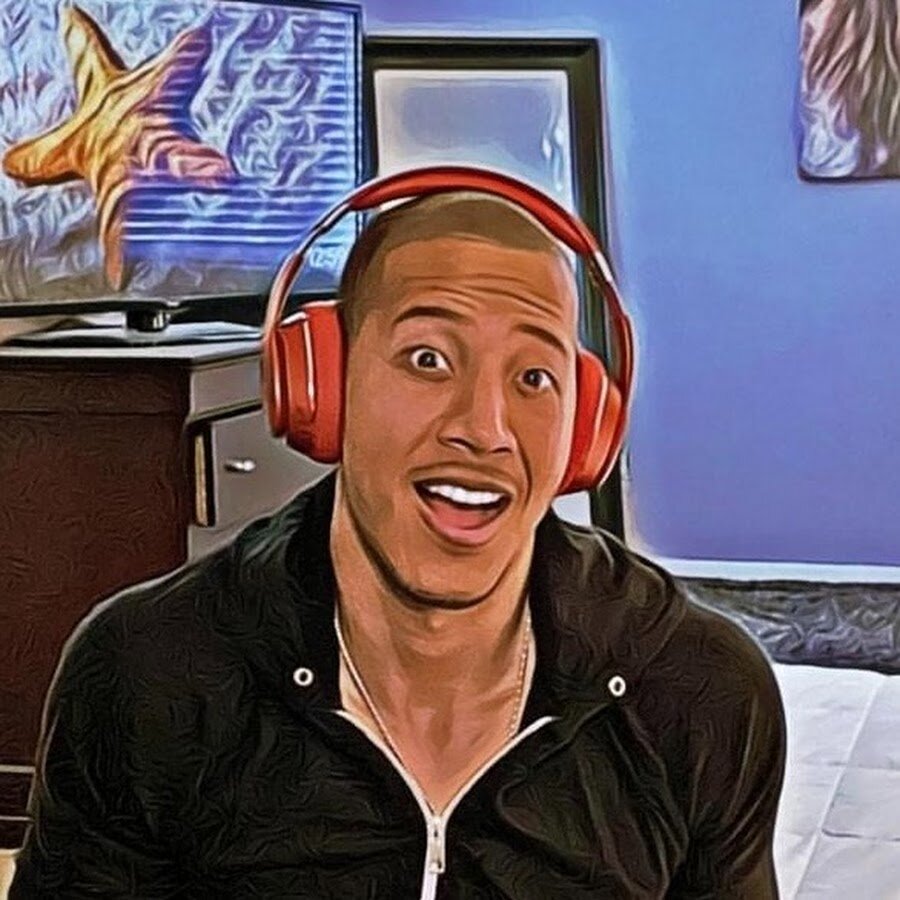 Зарубежный YouTube обозреватель