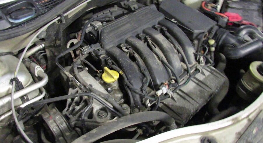 Двигатель Рено Дастер 2.0 бензин, характеристики, расход топлива, динамика Renault Duster 2.0 л.