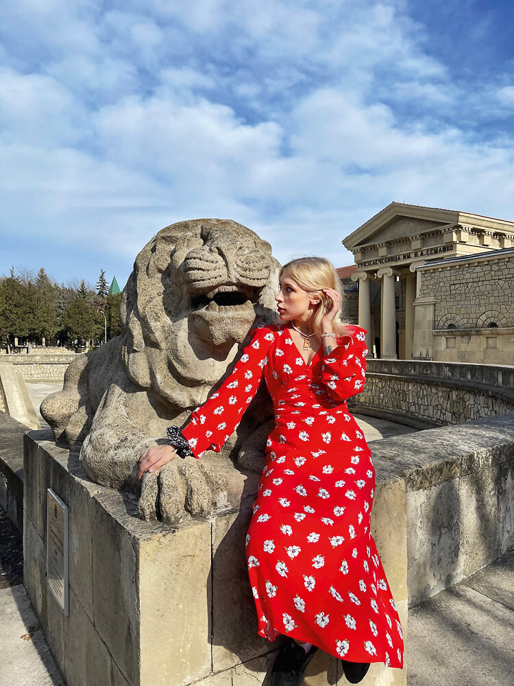 ВАРВАРА ЯКОВЛЕВА В ЕССЕНТУКАХ.